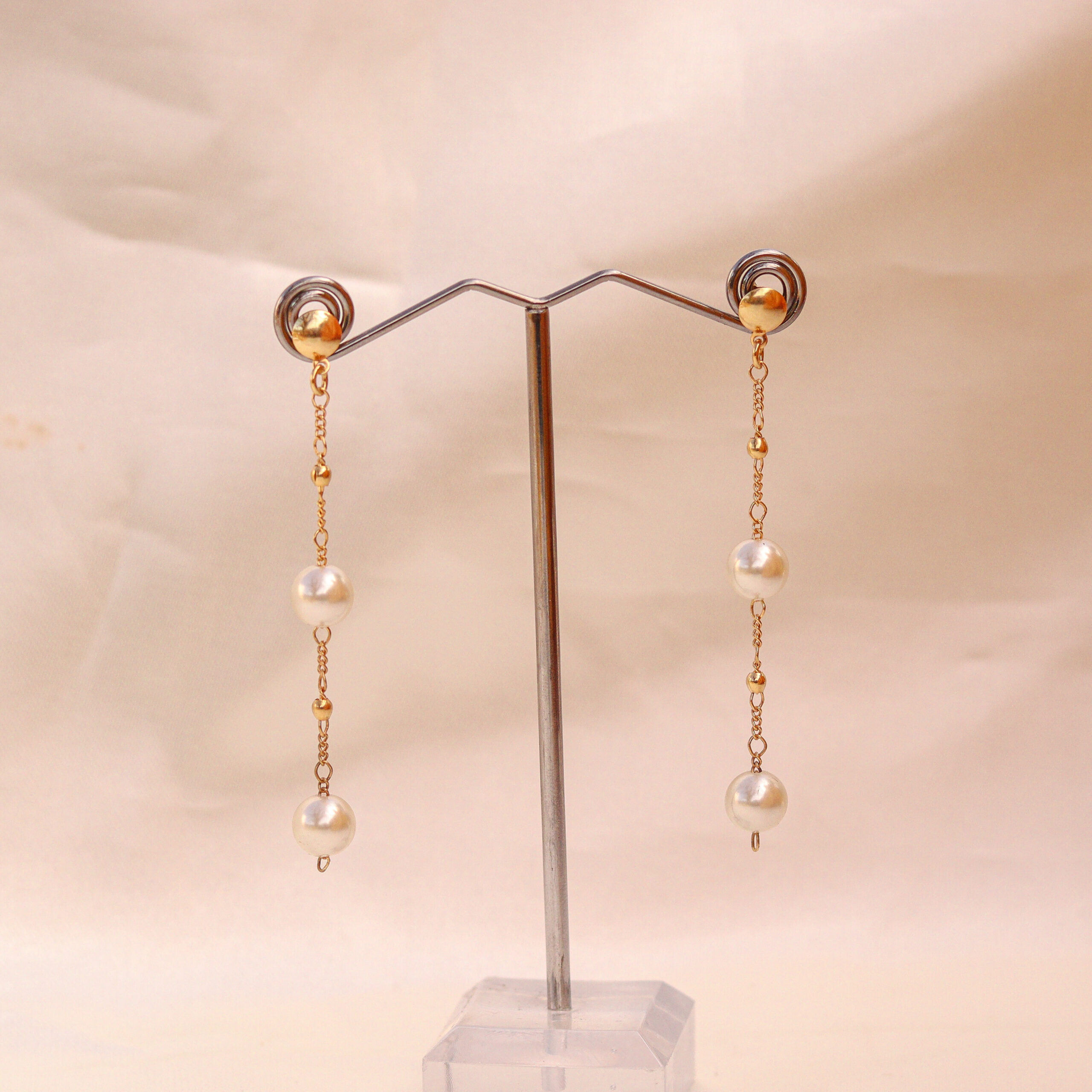Aro Tapa Colgante con Perlas